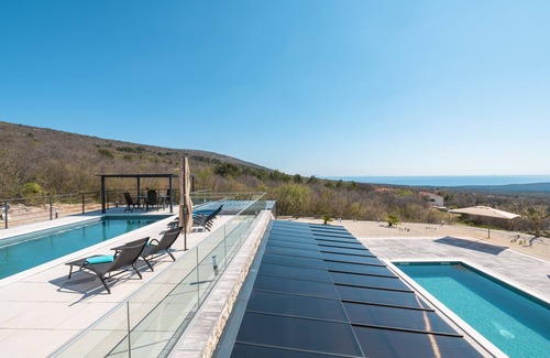 Stanisovi Casa | Ferienhaus mit Swimmingpool und Herrlichem Panoramablick