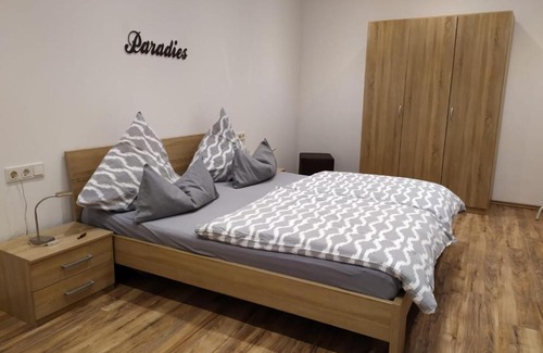 Niederemmel Apartamento | Ferienhaus Schenden