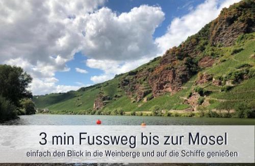 Erden Apartamento | Ferienhaus Schwaab-Scherr, genau zwischen Bernkastel-Kues und Traben-Trarbach, mit kostenlosem ÖPNV-Ticket für Bus und Bahn, Parkplätzen und Fahrradgarage