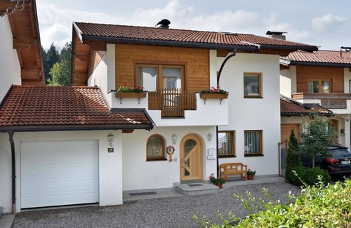 Soell Apartamento | Ferienhaus Siglinde - Holiday home, shower and bath, WC, 5 bedrooms, sauna