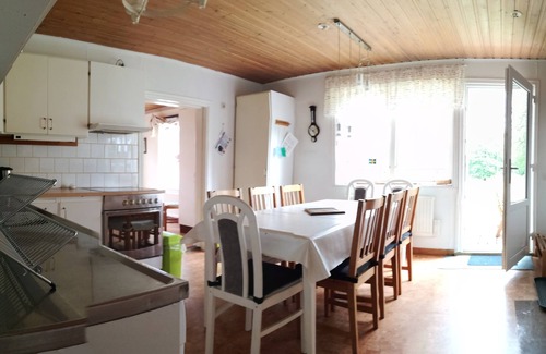 Asenhoga Casa | Ferienhof Sörgården - Histórico Casa de madera y 2 apartamentos grandes