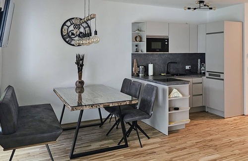 Spital am Semmering Apartamento | Ferienwohnung mit Garten