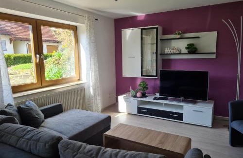 Bischofsheim an der Rhon Apartamento | Ferienwohnung Chrissi