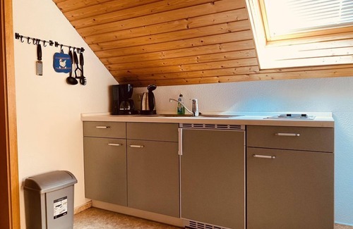 Reinhardtsdorf-Schoena Apartamento | Ferienwohnung "häntzschelstiege", 1 Schlafraum - Ferienhaus Kaiserkrone