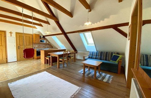 Gemeinde Hohenbrugg-Weinberg Otro | Ferienwohnung "presshütte" mit Frühstück - Kürbishof Gartner