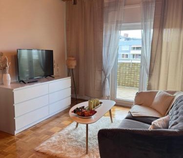 Bad Neuenahr-Ahrweiler Apartamento | Ferienwohnung Christina