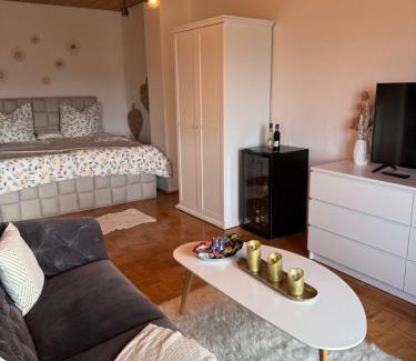 Bad Neuenahr-Ahrweiler Apartamento | Ferienwohnung Christina