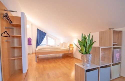 Mainz-Bingen Apartamento | Ferienwohnung in Ruhiger Seitenstraße mit Balkon
