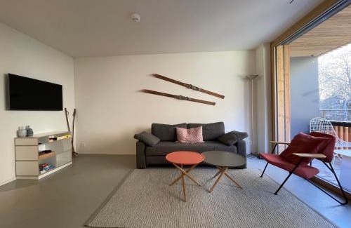 Flims Apartamento | Ferienwohnung 3,5 Zimmer direkt an Ski- und Bikepiste