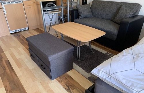 Dettingen an der Erms Apartamento | Apartamento, 36 metros cuadrados, 1 salón / dormitorio, máx. 2 adultos