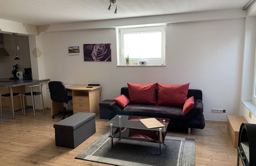 Dettingen an der Erms Apartamento | Apartamento, 48m², 1 salón / dormitorio, max. 2 adultos y un niño de hasta 17 años