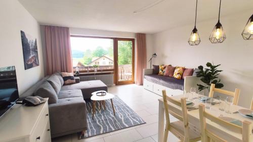 Missen-Wilhams Apartamento | Ferienwohnung AlpenGlück im Ferienpark Oberallgäu mit Hallenbad, Sauna, WLAN