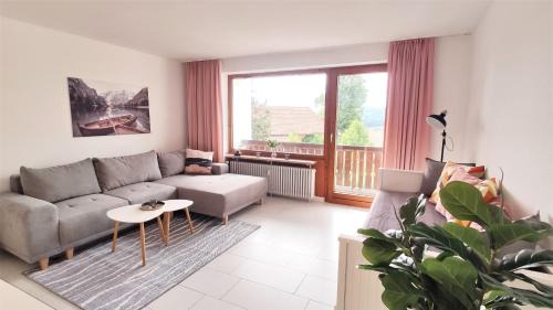 Missen-Wilhams Apartamento | Ferienwohnung AlpenGlück im Ferienpark Oberallgäu mit Hallenbad, Sauna, WLAN