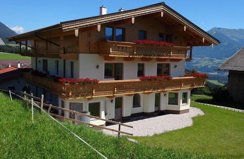 Terfens Apartamento | Ferienwohnung Alpenpanorama - Nockhof