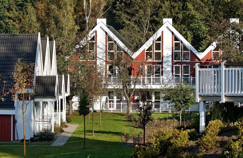 Bad Saarow Casa | Ferienwohnung „Alsen“ 86m² für 4+2 Pers. im Schlosspark Bad Saarow, Sauna, Whirlpool und Kamin