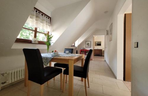 Burkheim Apartamento | Ferienwohnung Alte Schmiede