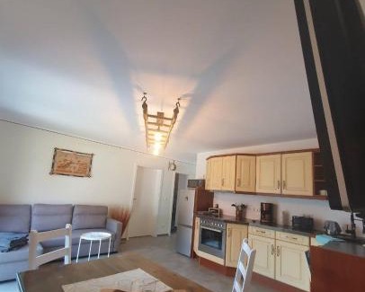 Burg-Dorf Apartamento | Ferienwohnung Alter Stall Burg