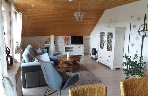 Buchlberg Apartamento | Ferienwohnung 'am Bienwald'