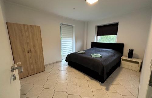 Rustersiel Apartamento | Ferienwohnung am Hafen Rüstersiel