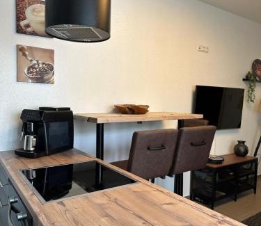 Dueren Apartamento | Ferienwohnung am Hoeschplatz