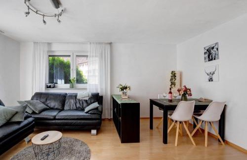 Zwiefalten Apartamento | Ferienwohnung am Hof
