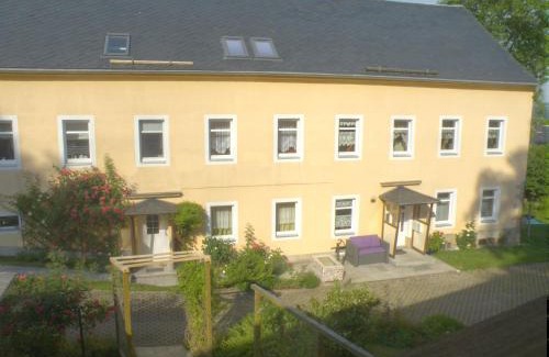 Lichtenhain Apartamento | Ferienwohnung Am Lindenbaum
