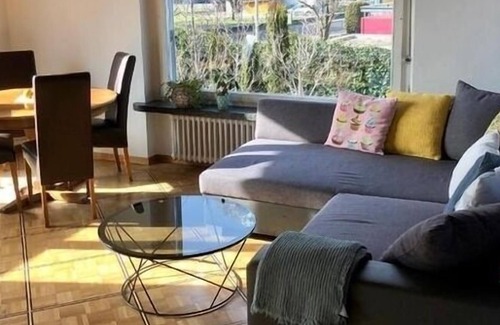 Altdorf Apartamento | Ferienwohnung/app. für 4 Gäste mit 64m² in Altdorf