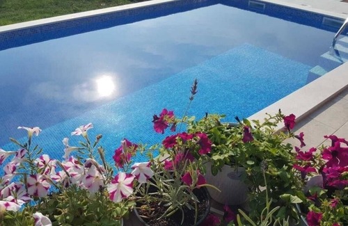 Radanovici Apartamento | Ferienwohnung/app. für 6 Gäste mit 90m² in Kotor