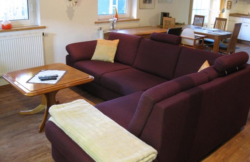 Sandhorst Apartamento | Ferienwohnung Aurich Sandhorst EG mit Terrasse und kleinem Garten