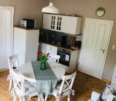 Ratzeburg Apartamento | Ferienwohnung B im Ferienhaus Antika
