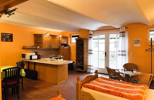 Klitten Apartamento | Ferienwohnung Bauernstübchen - Ferienhof Erlengrund