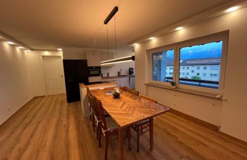 Oberstaufen Apartamento | Ferienwohnung Bergblick