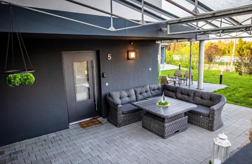 Waggershausen Casa | Ferienwohnung BodenseeSuite in Friedrichshafen