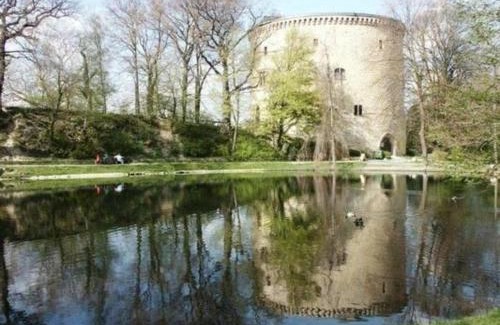 Goslar Old Town Apartamento | Ferienwohnung Burg Im Zwinger Burgfee