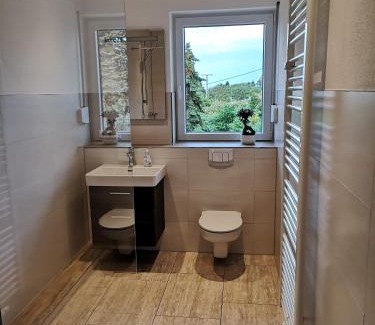 Leinsweiler Apartamento | Ferienwohnung "Burgpanorama" in der Südpfalz