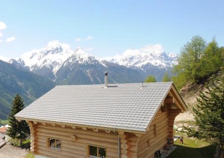 Tschlin Apartamento | Ferienwohnung Caviezel