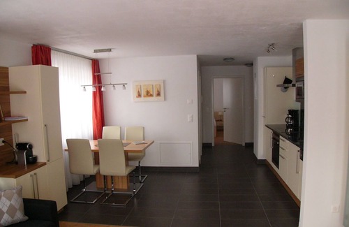 Engadin Scoul Apartamento | Ferienwohnung Chasa Percosta by Interhome