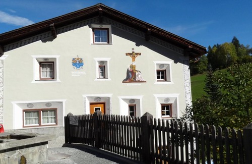 Engadin Scoul Apartamento | Ferienwohnung Chasa Quadra by Interhome