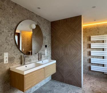 Hann. Muenden Apartamento | Ferienwohnung Flusshochdrei