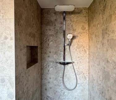 Hann. Muenden Apartamento | Ferienwohnung Flusshochdrei