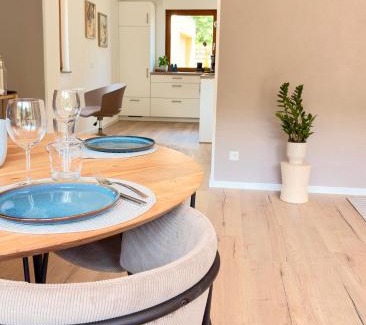 Lahnstein Apartamento | Ferienwohnung direkt am Wasser