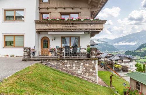 Hippach Apartamento | Ferienwohnung Dornauer Sommer