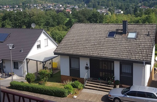 Bausendorf Apartamento | Ferienwohnung / Ferienhaus an der Mosel in Bausendorf