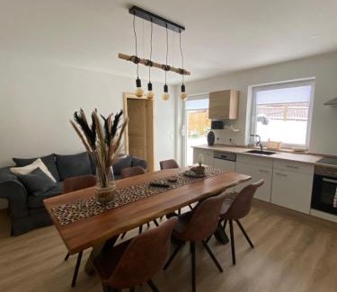 Dorfhain Apartamento | Ferienwohnung Fiss Dorfhain
