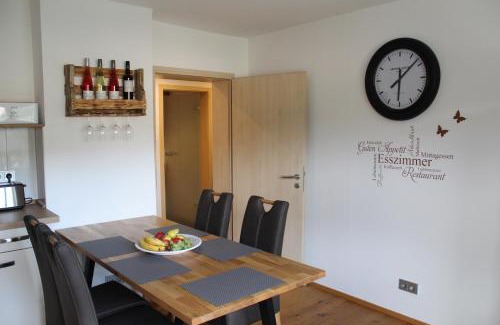 Handthal Apartamento | Ferienwohnung Forellenhof