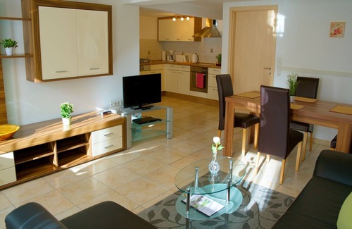 Bad Urach Apartamento | Apartamento de 60 metros cuadrados Güterstein, 1 dormitorio, max. 2 personas