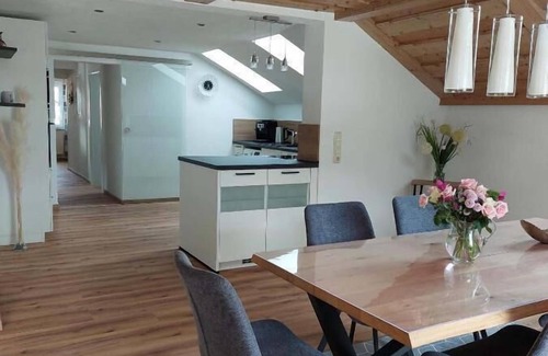 Langdorf Apartamento | Ferienwohnung Gartenblick mit Südbalkon