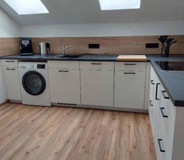 Langdorf Apartamento | Ferienwohnung Gartenblick