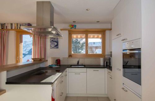 Adelboden Apartamento | Ferienwohnung Gartenweg