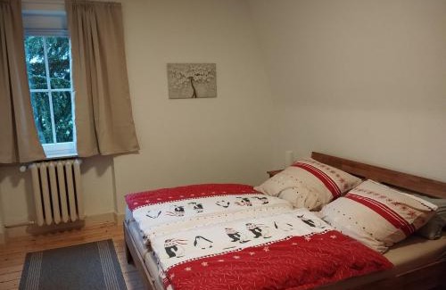 Naunheim Apartamento | Ferienwohnung Gasthof Port 90
